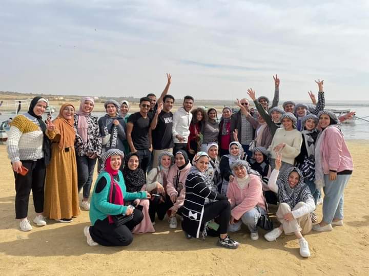 رحلة علمية لطلاب الكلية إلى محافظة الفيوم لزيارة المحمية الطبيعية ووادى الريان وبحيرة قارون